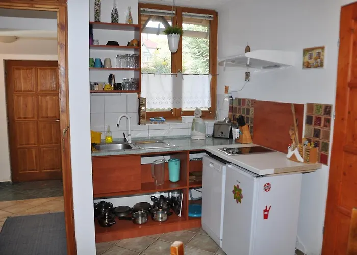 Hotel Katalin Vendeghaz *